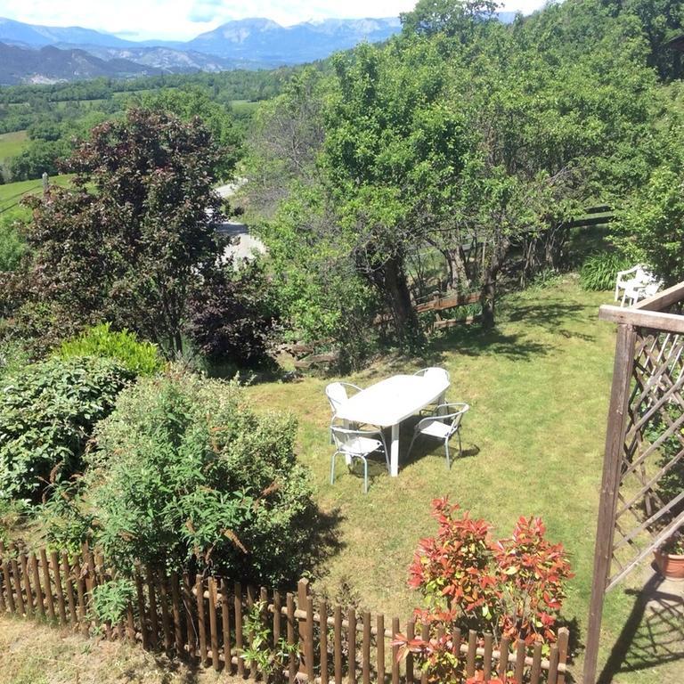 Les Tinons Holiday home